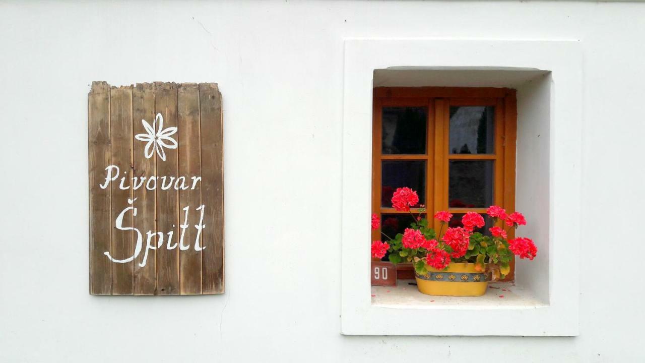 Pivovar Spitt Zahorany Guest House Litomerice Exterior photo