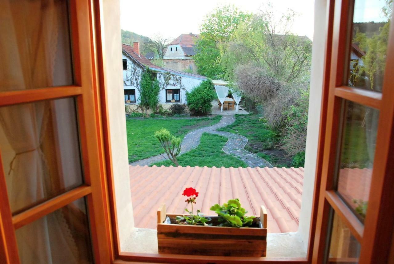 Pivovar Spitt Zahorany Guest House Litomerice Exterior photo